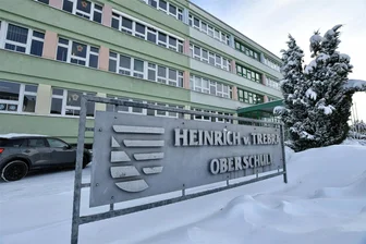 Marienberg: Nach Drohung Trebra-Oberschule und Kita „Knirpsenhaus“ geschlossen - Die Heinrich-von-Trebra-Oberschule Marienberg blieb am Montag geschlossen. Grund war eine Drohung gegen die Einrichtung.