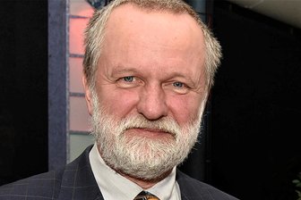 Markneukirchen: Innung wählt neuen Obermeister - Geigenbaumeister Udo Kretzschmann ist neuer Obermeister der Innung des vogtländischen Musikinstrumenten-Handwerks.