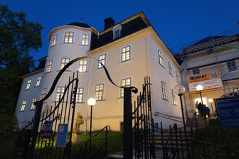 Markneukirchen: Zwei neue Sonderschauen ab Mittwoch - Das Musikinstrumenten-Museum bei Nacht.
