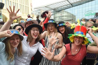 Markt & Macher: Alles für die Feierlaune - Das Hutfestival auf dem Chemnitzer Neumarkt.