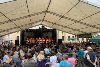 Marktfest in Crimmitschau: Innenstadt ist eine XXL-Partymeile -