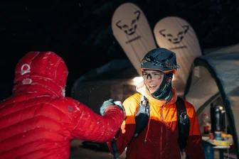 Marsch der Extreme am Fichtelberg: Ein Erzgebirger berichtet, wie sich das anfühlt - Schnellster beim Skitouren-Everesting am Fichtelberg: Max Friedel aus Freiberg brauchte nur 13 Stunden und 48 Minuten, um 8848 Höhenmeter zu sammeln.