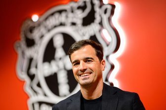 Martínez Novell setzt auf Entwicklung statt große Ansagen - Carles Martinez Novell ist der neue Cheftrainer bei Bayer Leverkusen.