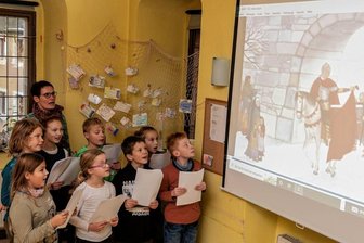 Martinsumzug auf der Leinwand -