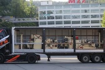 Maschinen sind zurück im ehemaligen Stammwerk - Nach 30 Jahren kehren die Maschinen zurück.