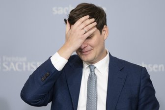 Masterplan des neuen Kultusministers: Gibt es an Sachsens Schulen bald weniger Ausfall - oder weniger Lehrer? - Sachsens Kultusminister Conrad Clemens (CDU): Mutet er Sachsens Lehrkräften zu viel zu?