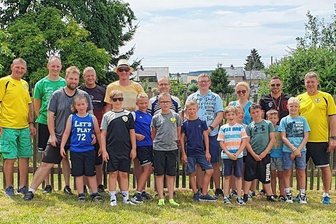 Mattenfüchse zeigen Muskeln - Der Abschluss eines erfolgreichen Trainings- und Wettkampfjahres war das Sommerfest des KSV Pausa mit großer Beteiligung.