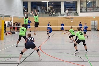 Mauersberger Volleyballer mit perfektem Saisonstart - Mit einem Sieg und einer Niederlage sind die Mauersberger U-20-Volleyballer in die neue Saison gestartet.