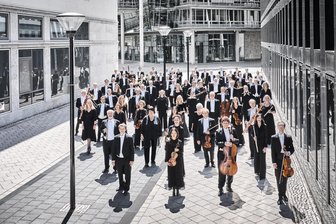 MDR-Musiksommer: Festival gastiert zum ersten Mal in Hainichen und Lichtenwalde - Das MDR-Sinfonieorchester feiert 2024 sein 100-jähriges Bestehen.