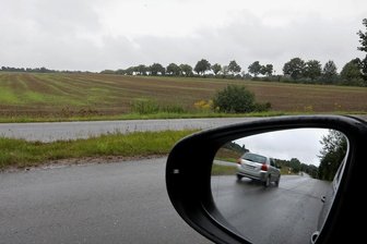 Meerane schafft mehr Platz für Zulieferfirmen der Autoindustrie - Neben der Seiferitzer Allee in Meerane ist ein Gewerbegebiet geplant. 