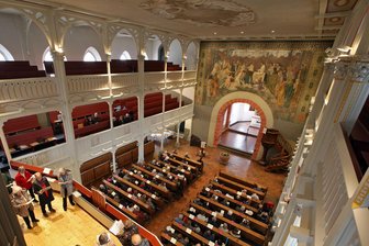 Meerane: Stadtführung gibt Einblicke in die Geschichte der Stadt - Die Stadtführung macht auch an der St.-Martins-Kirche in Meerane Station.