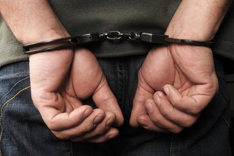 Meerane: Tatverdächtige nach Überfall auf Pizzaboten gefasst -