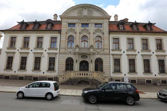 Meeraner Feuerwehr sucht Erinnerungsstücke für Ausstellung - Die historische Feuerwehr-Ausstellung wird im neobarocken Postgebäude gezeigt.