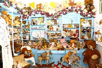 Mehr als 12.000 Teddybären warten in Karlovy Vary auf Besucher - 