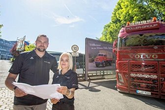 Mehr als 150 Trucker zu Treffen erwartet - Chef-Organisatorin Celine Bernhard und Oliver Korb bei letzten Absprachen für das am Wochenende stattfindende Trucker-Treffen. 