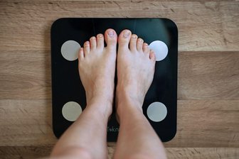 Mehr als die Hälfte der Erwachsenen ist übergewichtig - Jeder zweite Erwachsene in Deutschland hat einen BMI über 25. (Symbolfoto)