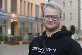 Mehr Fahrradwege oder Parkpätze – Was wünschen sich die Zwickauer? - Kevin Ott spricht sich für mehr kostenlose Parkplätze in der Innenstadt aus.