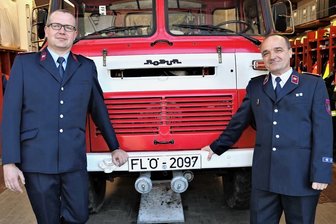 Mehr Löscheinsätze: Ehrenamtler in Leubsdorf stehen vor großen Herausforderungen - Falk Berger (r.) und Martin Eckardt stehen weiter an der Spitze der Gemeindefeuerwehr Leubsdorf. 