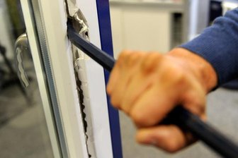 Mehrere Gartenlauben von Einbrechern heimgesucht -