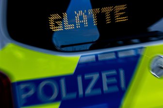 Mehrere Unfälle nach Schneeschauer: Zwei Verletzte bei Kollision nahe Weißenborn - In Mittelsachsen gab es am Mittwochmorgen mehrere Glätteunfälle (Symbolfoto).