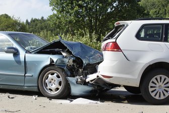 Mehrere Verletzte bei Unfall auf A4 -