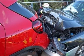 Mehrere Verletzte nach Zusammenstoß - Mehrere Verletzte gab es am Mittwoch bei einem Unfall in Kuhschnappel.
