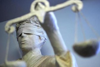 Mehrfache Brandstiftung auf eigenem Bauernhof: Anklage gegen 39-jährigen Plauener -