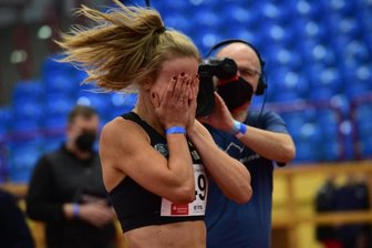 "Mein Mut wurde belohnt" - Unverhofft kommt oft: Anne Weigold gewann beim Internationalen Hallenmeeting in Chemnitz über 60Meter Hürden und katapultierte sich auf Platz 1 der deutschen Jahresbestenliste - und auf Platz 17 weltweit.