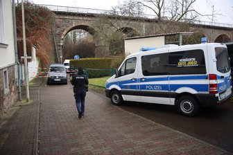 Menschlicher Schädel in Zwickau entdeckt: „Hätte jeder sehen können, der dort vorbeiläuft“ - Nach dem Fund eines Schädelknochens in Zwickau ermittelt nun die Polizei.