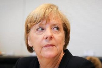 Merkel besucht Flüchtlingsheim in Heidenau - 