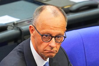 Merz hat eine dicke Schramme abbekommen - Der erste Wahlgang ging daneben.