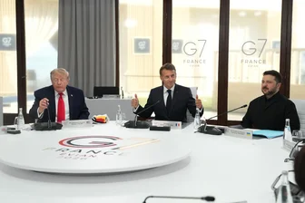 Merz: "Tag der Hoffnung" für Ukraine und Golfregion - Trump und Selenskyj treffen sich auf dem G7-Gipfel.
