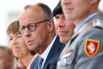 Merz warnt vor konkreten Gefahren: unsichere Welt - Konkrete Bedrohungen sind keine Fiktion, sondern bereits Alltag auch in Deutschland, warnt Bundeskanzler Friedrich Merz (CDU).