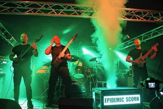 Metal-Bands rocken in der Alten Brauerei in Annaberg - Die Band Epidemic Scorn aus Annaberg stellte in der Alten Brauerei ihr neustes Album vor.