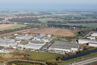 Metawerk treibt Projekt in Meerane voran: Neues Baufeld mit einer Trumpfkarte - Blick von oben: Ein Teil der Ackerflächen wird zum Gewerbegebiet. Das Foto entstand 2014.