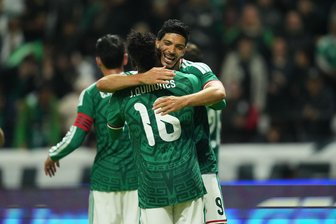 Mexiko in WM-Laune: 5:1-Sieg bei Generalprobe gegen Serbien - Mexiko stimmte sich mit einem 5:1 über Serbien auf den WM-Start ein.