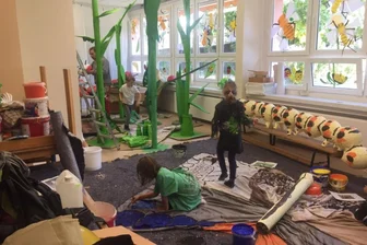 Michelner Kinder bauen Riesenwiese -