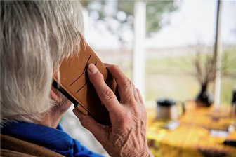 Miese Masche mit Stromverträgen: Envia M warnt vor dubiosen Anrufen - Derzeit versuchen Betrüger vermehrt, Stromkunden neue Verträge unterzujubeln, warnt Envia M. Foto: Sebastian Gollnow/dpa/Archiv