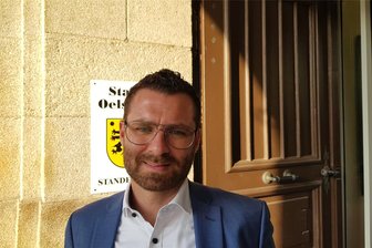 Mieter zahlen nicht: Oelsnitzer Großvermieter kämpft mit finanziellen Ausfällen - Patrick Reich-Schellenberg ist Geschäftsführer der Oelsnitzer Wohnungsbaugesellschaft.