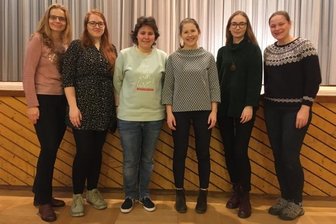 Miezen müssen Wunden lecken - Die Rodewischer Schachmiezen vor dem Saisonstart in Deizisau: von links Zuzana Hagarova, Natalie Kanakova, Julia Movsesian, Melanie Lubbe, Alicja Sliwicka und Magdalena Miturova.