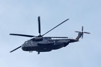 Militärhubschrauber erschrecken im Vogtland Pferde: Kutscher und Tiere verletzt - Militärhubschrauber haben die Pferde im oberen Vogtland erschreckt, sodass es zum Unfall kam.