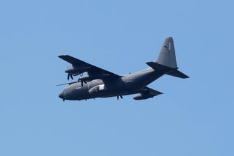 Militärmaschinen über Rochlitz: Bundeswehr nennt Details zur Übung - Diese Militärmaschine flog am Mittwoch gegen 15 Uhr in einer Höhe von knapp 300 Metern über Rochlitz.