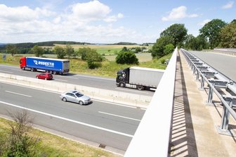 Millionen-Investition in Plauen: Hofer Unternehmer baut Automobil- und Dienstleistungszentrum - In diesem Knick zwischen A 72 und Obermarxgrüner Straße ist eine Mercedes-Investition geplant.