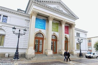 Millionen-Zuschüsse: Theater Plauen-Zwickau bleibt dennoch in Turbulenzen - Der Plauener Stadtrat bekennt sich, auch finanziell, zum Vogtlandtheater (Foto), zum Theater Plauen-Zwickau ingsesamt. Dennoch bleibt die Kultureinrichtung in Turbulenzen.
