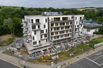 Millionenprojekt der Diakonie Auerbach: Wie es wenige Monate vor der geplanten Eröffnung um das Haus steht - Das „Keffel-Haus“ der Diakonie Auerbach soll im Herbst seine ersten Bewohner beherbergen können.