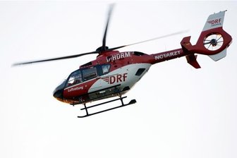 Mindestens ein Toter und 13 Schwerverletzte bei Busunfall auf A9 bei Leipzig -