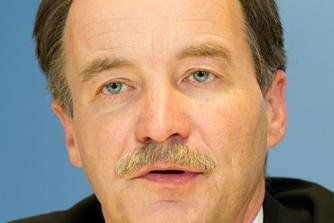 Mindestlohn bedroht Jobs im Erzgebirge - Der Staatsminister für Wirtschaft, Arbeit und Verkehr in Sachsen und des Gastgeberlandes der Wirtschaftsministerkonferenz, Sven Morlok (FDP).