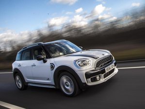 Mini Countryman: Die Unschuld vom Lande - Ein Kleiner ganz groß: Bei diesem Mini ist der Name nicht Programm. Denn der Countryman misst 4,30 Meter.