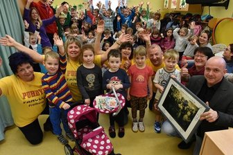Mini-Puhdys erhalten Dankeschön - Die Leitung des Konzert- und Ballhauses "Tivoli" und der Freiberger Puhdys-Fanclub haben sich heute bei den Mini-Puhdys bedankt.