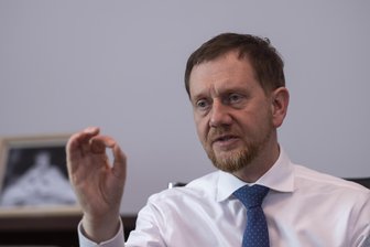 Ministerpräsident Kretschmer im Interview: „Wir brauchen endlich einen breiten Konsens in der Migrationsfrage“ - Im Dezember wurde Michael Kretschmer erneut zum Ministerpräsidenten gewählt - dieses Mal als Chef einer Minderheitsregierung aus CDU und SPD.